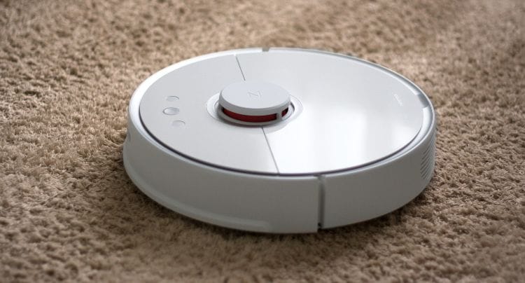 Robot vacuum cleaner